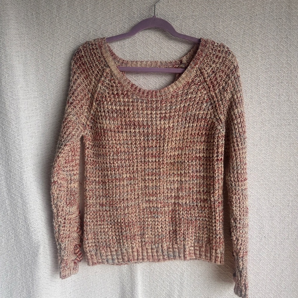 American Rag woman sweater pink medium cut out on back cute design on sleeves